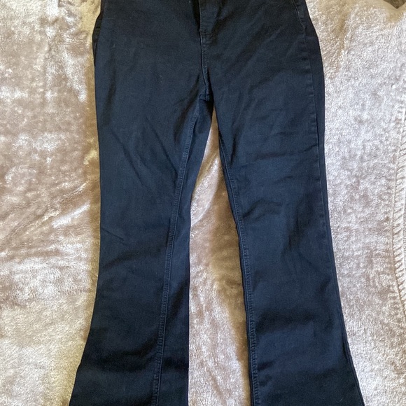 black bootcut jeans 🖤 - Picture 3 of 4